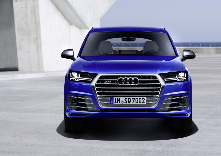 Audi SQ7 TDI (4M) 2016 года  (WW) (фото 7 из 35)